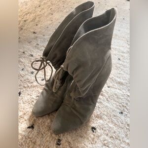 Aldo Smoke Gray Suede Folding Ankle Booties 4inch Drawstring Sz 39 Approx. 8